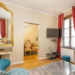 Le Louis Xv Halte Romantique A Centre *