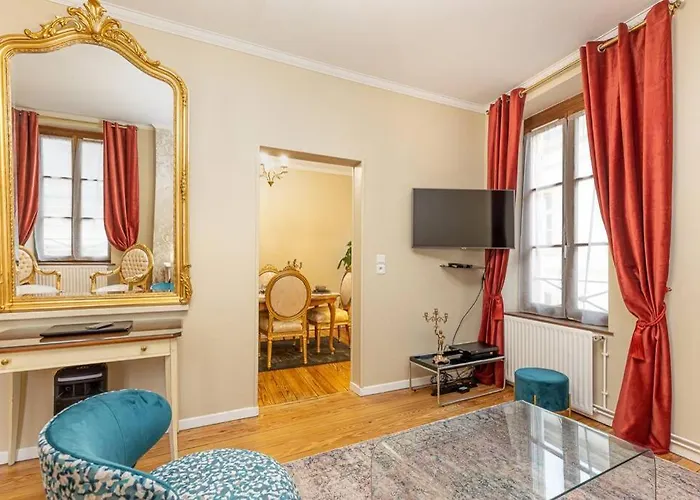 Le Louis Xv Halte Romantique A Centre *